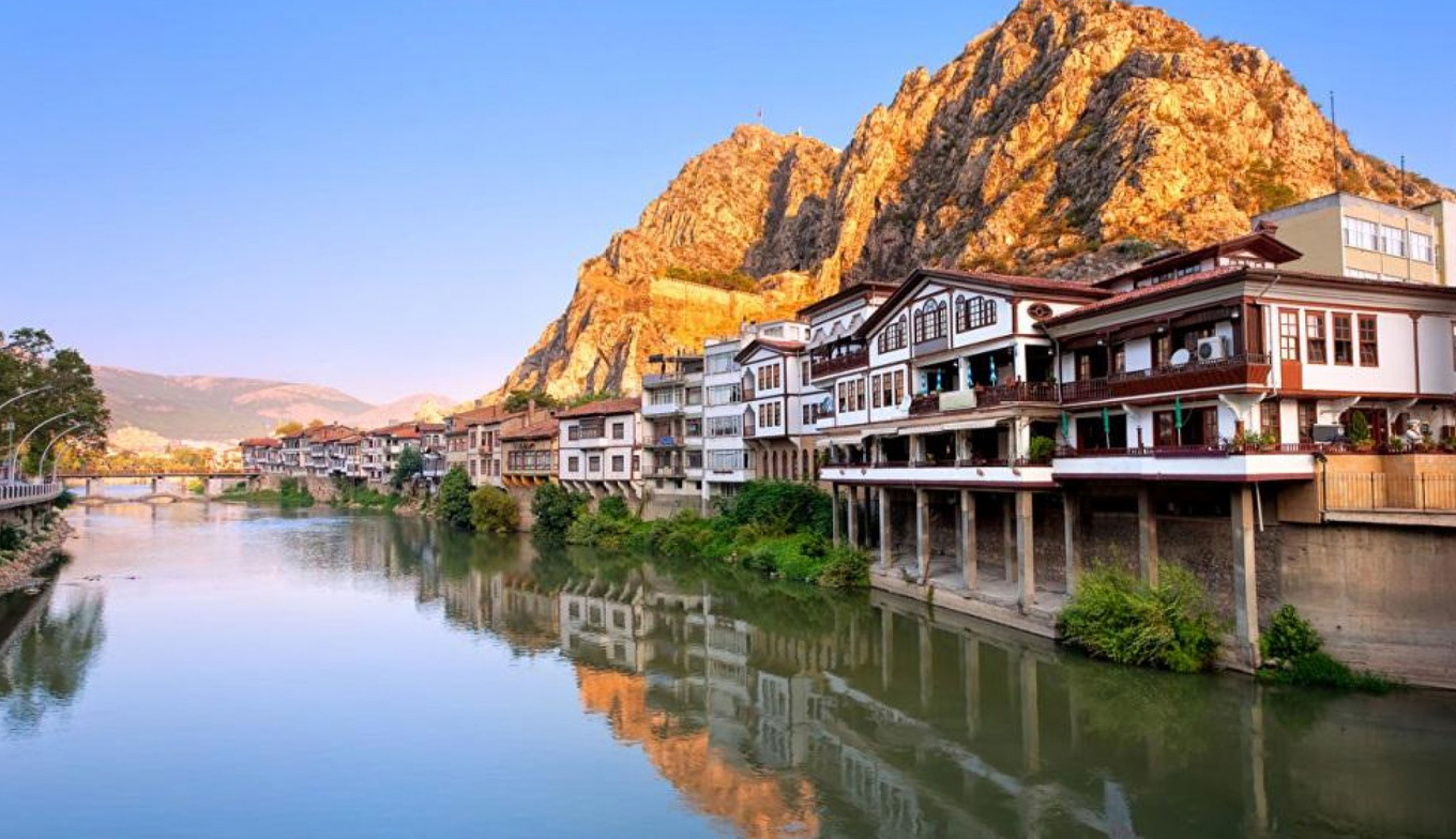 AMASYA ÇORUM HATTUŞAŞ BORABAY GÖLÜ TURU 4 GÜNLÜK